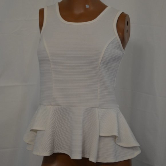 White peplum bouse - Picture 1 of 4